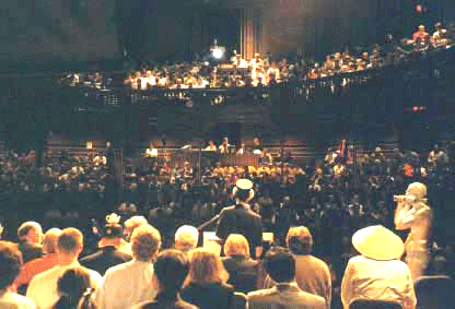 IG_Nobel_Prize_Ceremony.gif